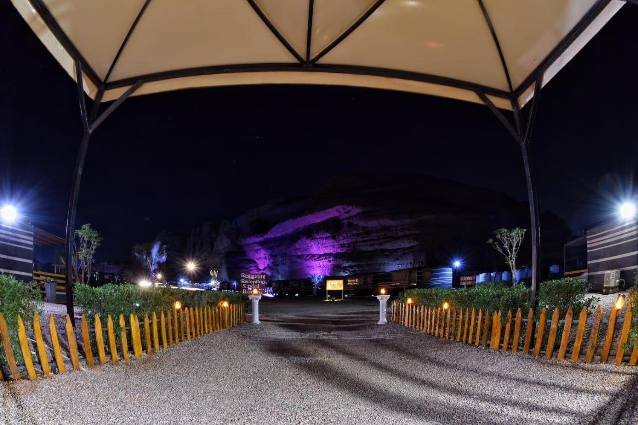 Rum Oasis Luxury Camp Ουάντι Ραμ Εξωτερικό φωτογραφία